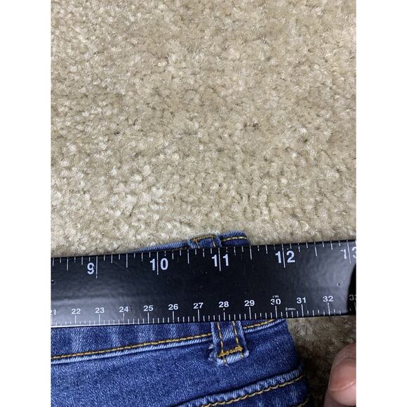 Rue21 Cropped Jeans Women's Size 3 / 4 REG Blue Distressed #652 - Picture 9 of 13